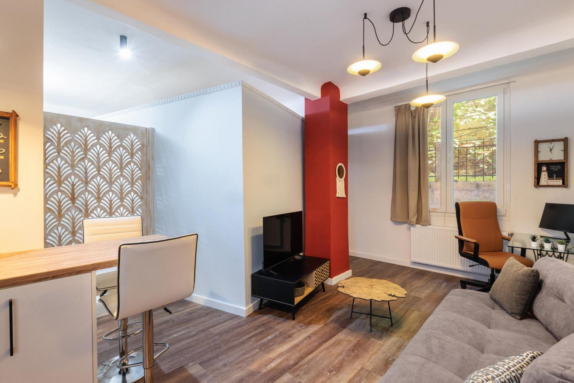 Couple-inn 2 Quality Hot Tab Apartment *
