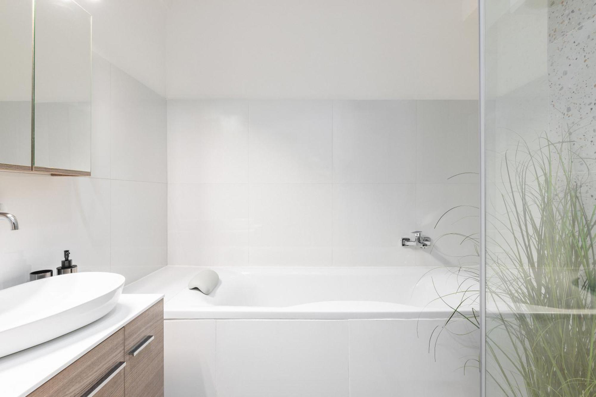 Couple-inn 2 Quality Hot Tab Apartment